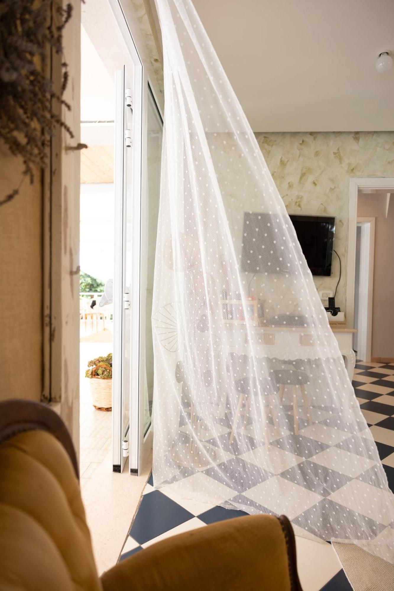Hotel Petit Silvi Marina Kültér fotó