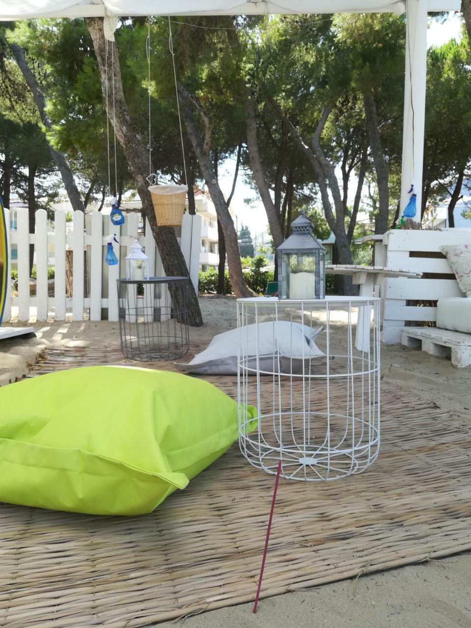 Hotel Petit Silvi Marina Kültér fotó